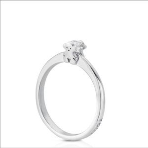 Tous 18kt white gold diamond ring